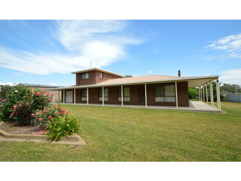 50 Boggy Creek Road, Moyhu VIC 3732