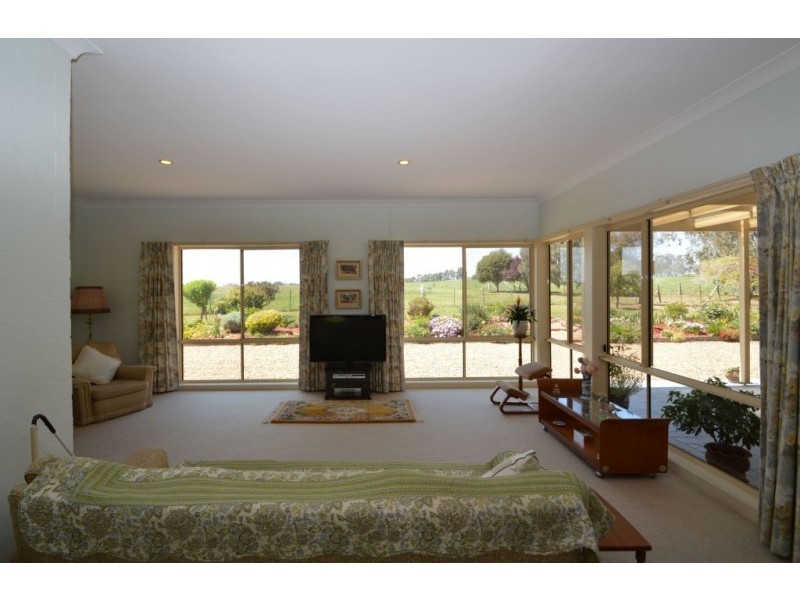 1561 Wangaratta Kilfeera Road, Hansonville VIC 3675