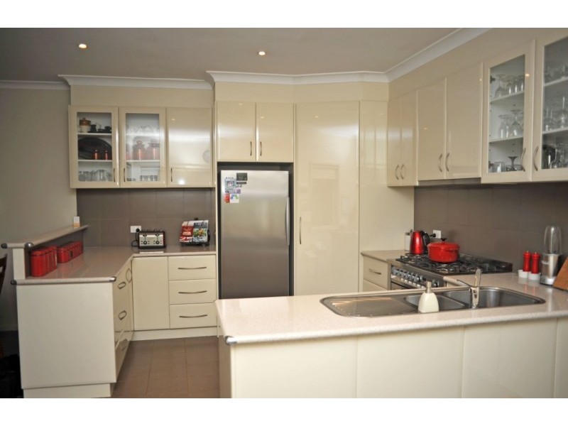 1117 Railway Road, Springhurst VIC 3682
