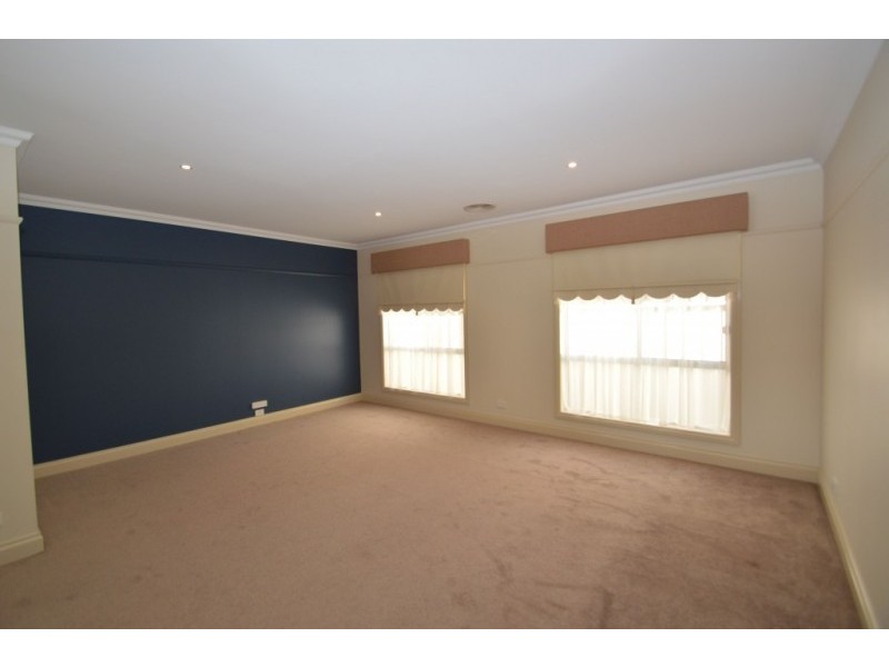 29 Monash Drive, Wangaratta VIC 3677