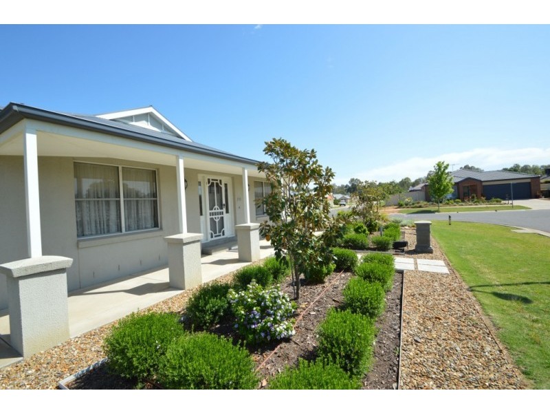 29 Monash Drive, Wangaratta VIC 3677