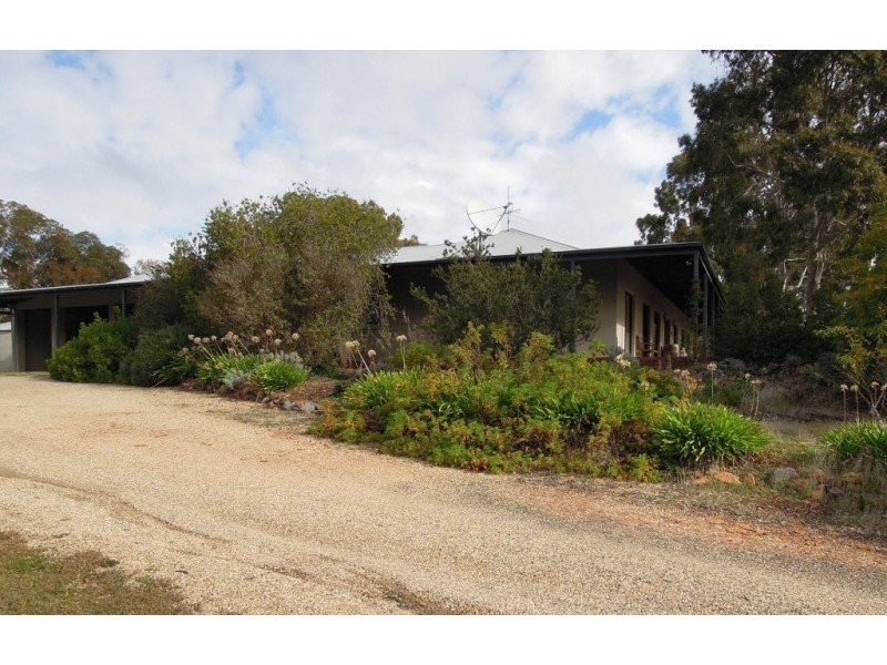 1375 Beechworth Wangaratta Road, Everton Upper VIC 3678