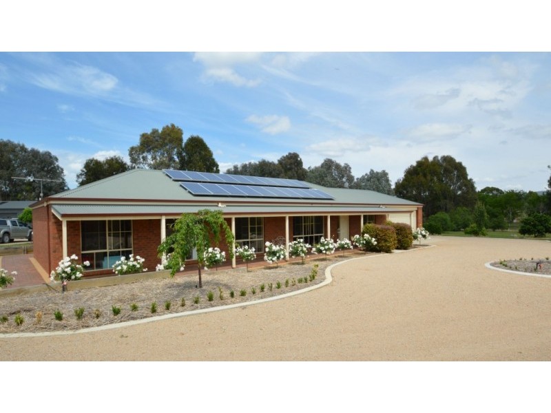 47 Firbank Drive, Waldara VIC 3678