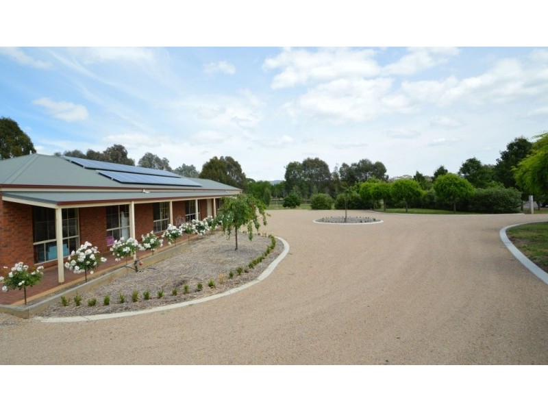 47 Firbank Drive, Waldara VIC 3678