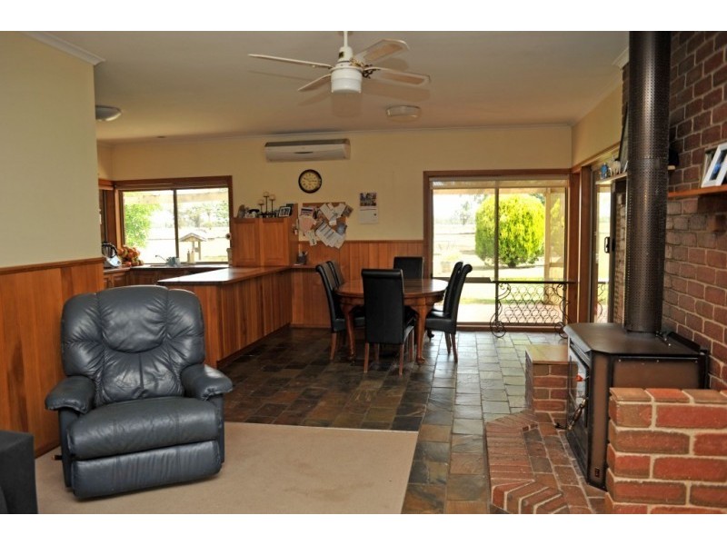 86 Gardner Road, Benalla VIC 3672