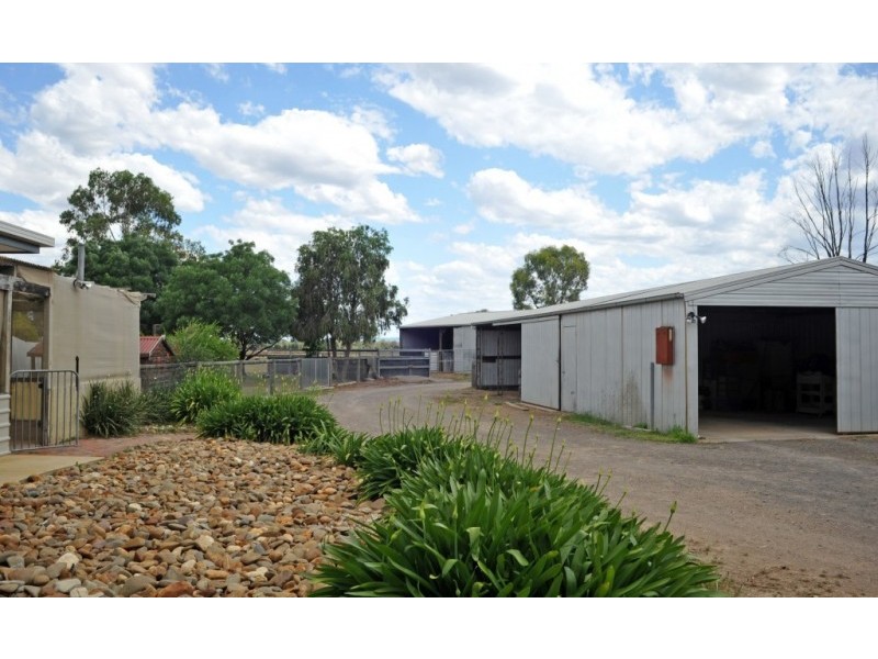 86 Gardner Road, Benalla VIC 3672