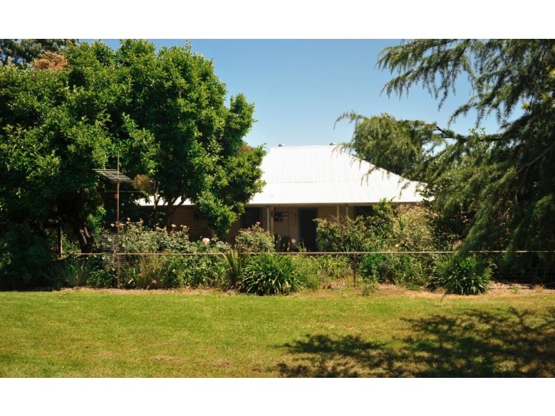 218 Edi Cheshunt Road, Edi VIC 3678