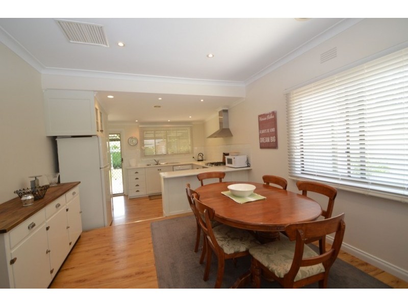 12 Tilson Grove, Wangaratta VIC 3677