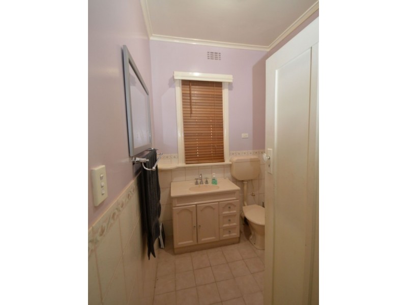 4 Wareena Street, Wangaratta VIC 3677