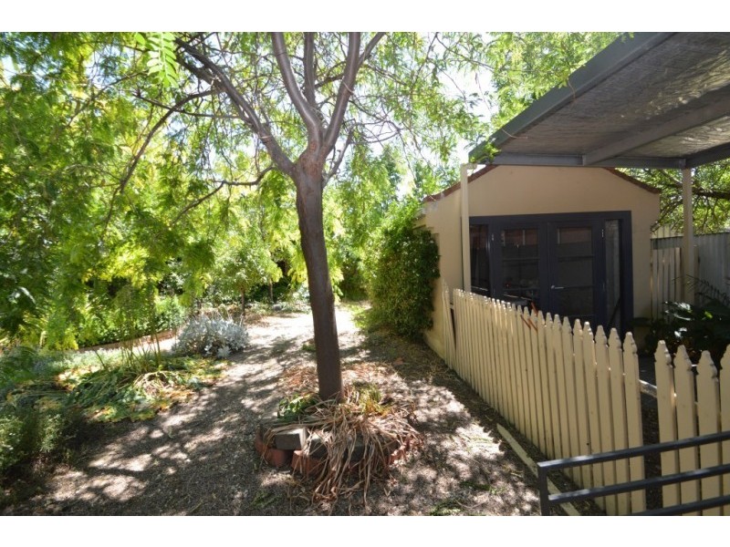 4 Wareena Street, Wangaratta VIC 3677