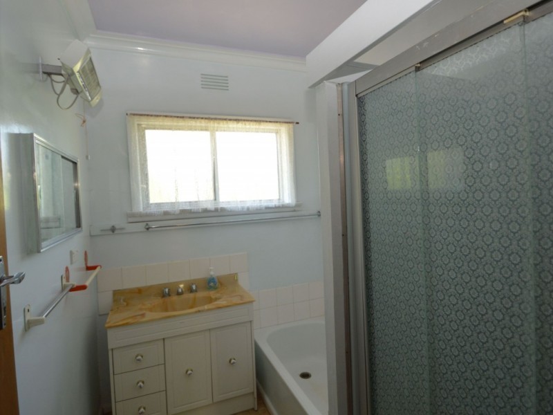 9 Tilson Grove, Wangaratta VIC 3677