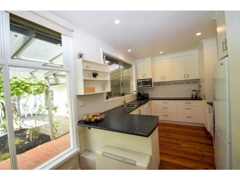 20 Graham Avenue, Wangaratta VIC 3677