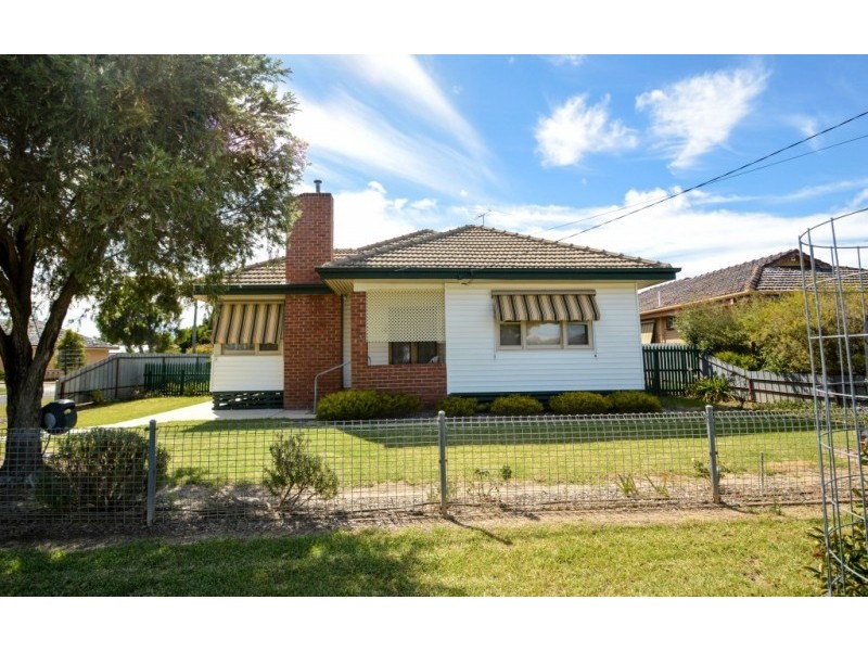 14 Victory Parade, Wangaratta VIC 3677
