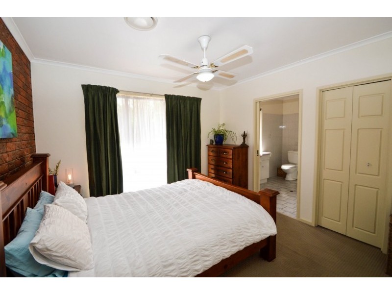 5 Wenhams Lane, Wangaratta VIC 3677