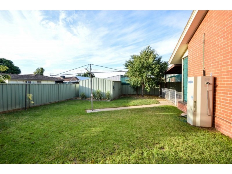 15 Inchbold Street, Wangaratta VIC 3677