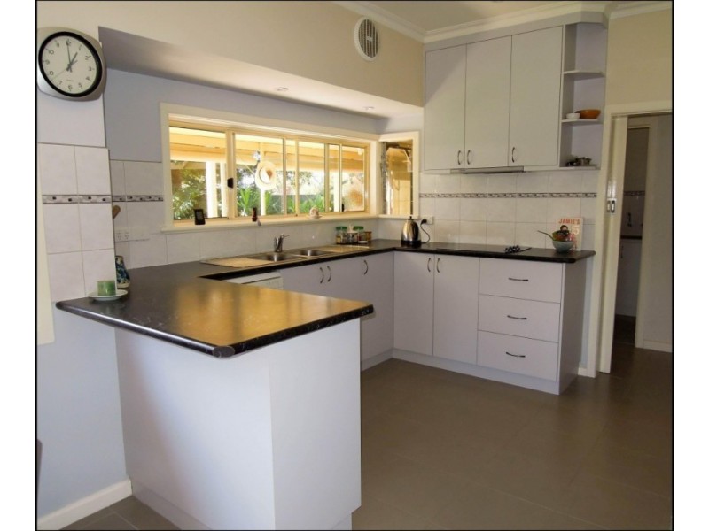 1441 Oxley Flats Road, Milawa VIC 3678