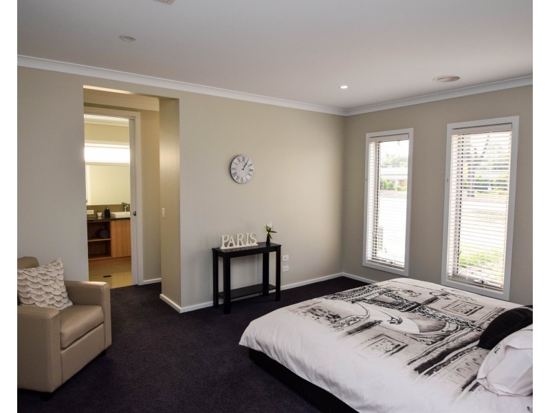 13 Maori Way, Wangaratta VIC 3677