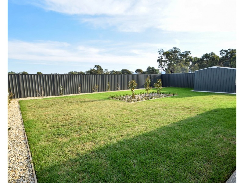 13 Maori Way, Wangaratta VIC 3677