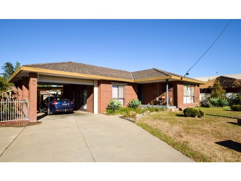 7 Barkoo Avenue, Wangaratta VIC 3677