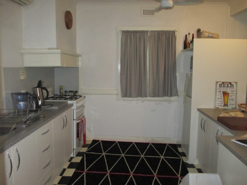 27 Vincent Road, Wangaratta VIC 3677