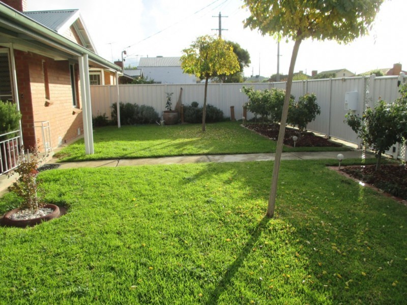 27 Vincent Road, Wangaratta VIC 3677