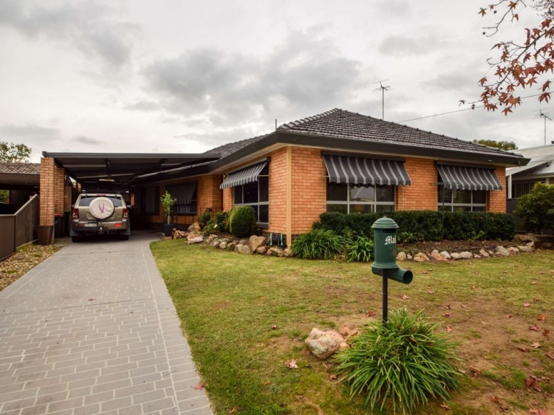 14 Hogan Street, Wangaratta VIC 3677