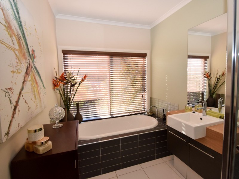 3 Kingfisher Drive, Wangaratta VIC 3677