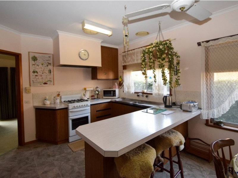 11 Clark Street, Wangaratta VIC 3677