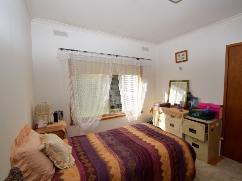 11 Clark Street, Wangaratta VIC 3677