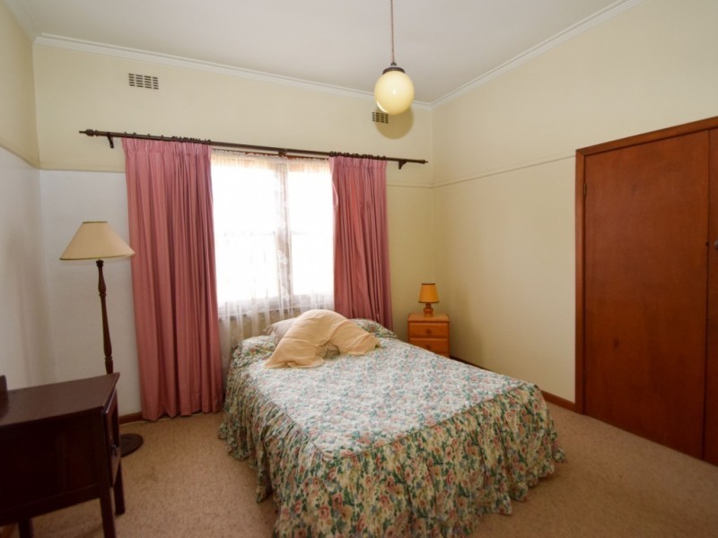 13 Dixon Street, Wangaratta VIC 3677