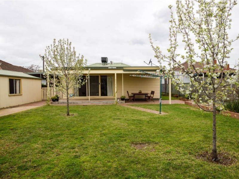 33 Hinchley Street, Wangaratta VIC 3677