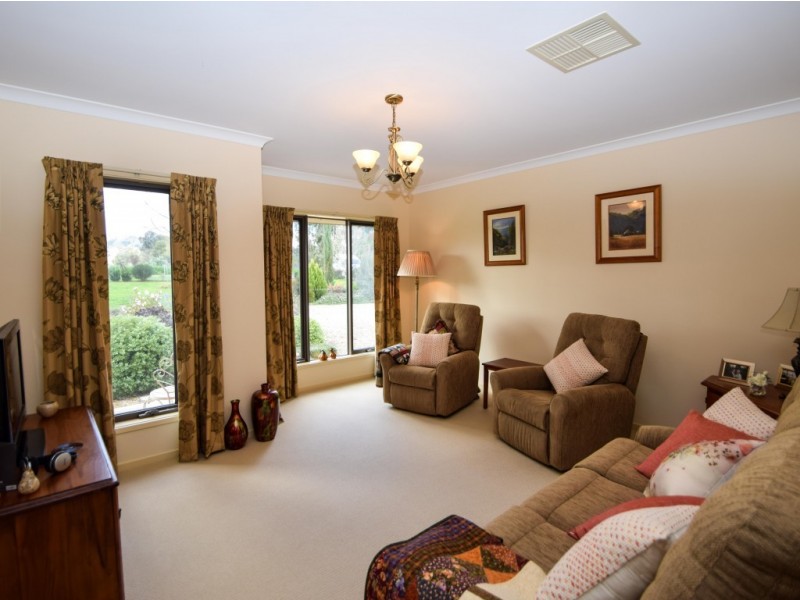 31 White Post Road, Everton VIC 3678