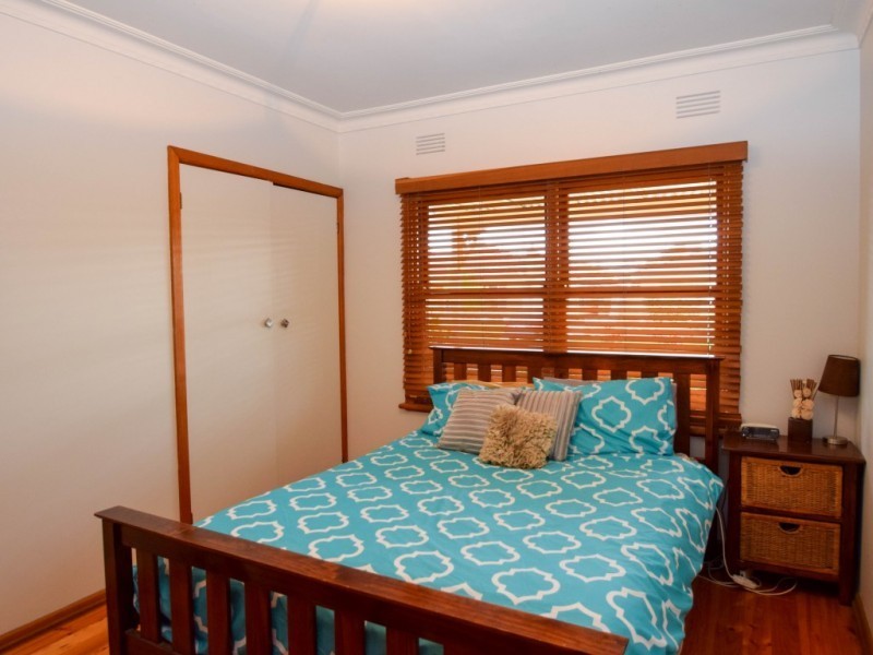 27 Irwin Avenue, Wangaratta VIC 3677