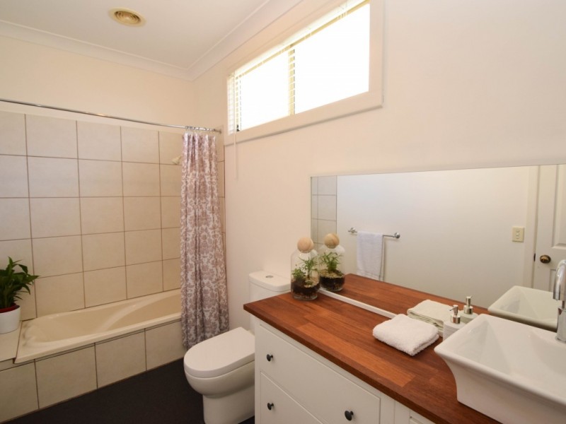 49 Park Lane, Wangaratta VIC 3677