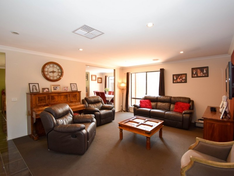 8 Wooloona Court, Wangaratta VIC 3677