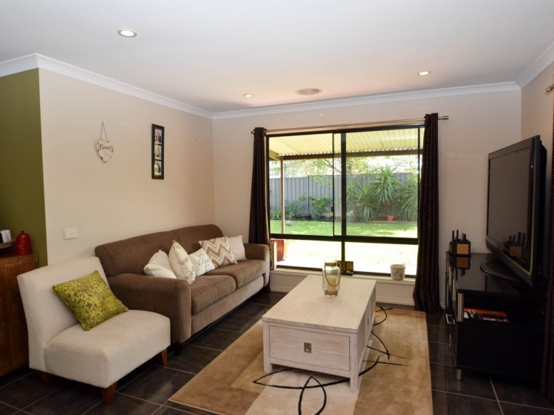 8 Wooloona Court, Wangaratta VIC 3677