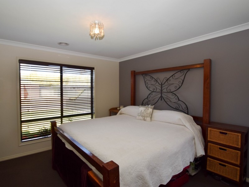 8 Wooloona Court, Wangaratta VIC 3677