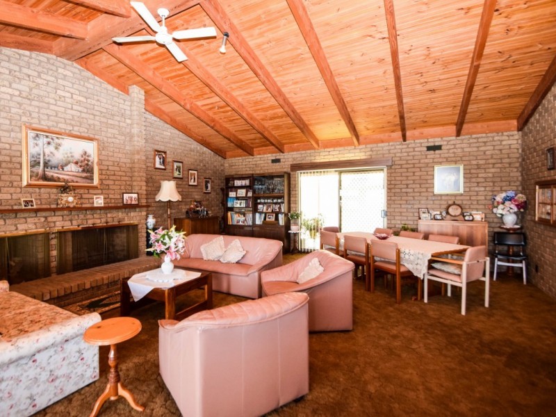 69 Warby Range Road, Glenrowan VIC 3675