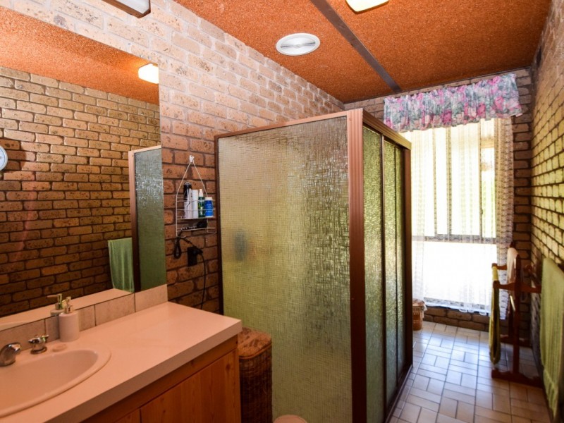 69 Warby Range Road, Glenrowan VIC 3675