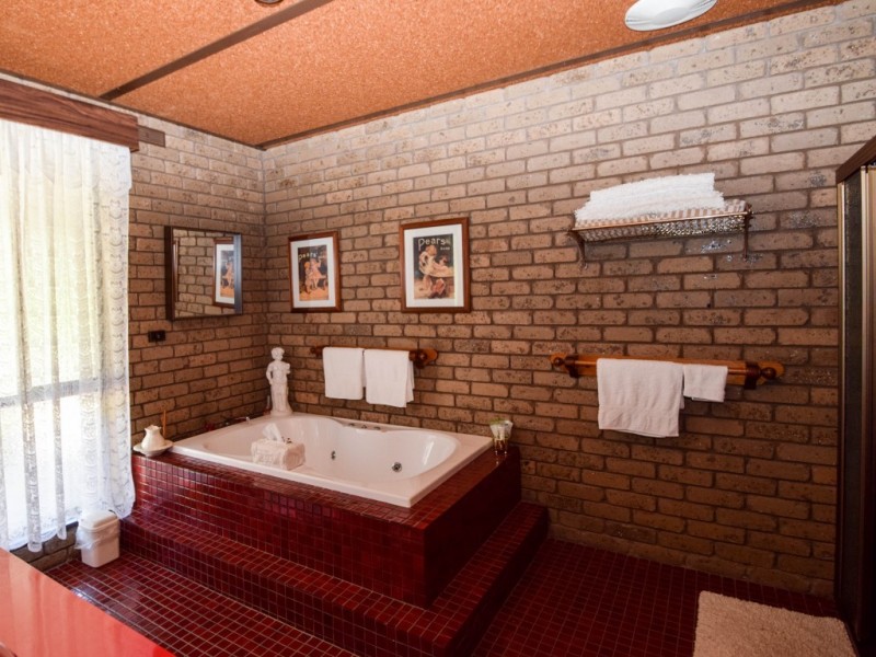 69 Warby Range Road, Glenrowan VIC 3675