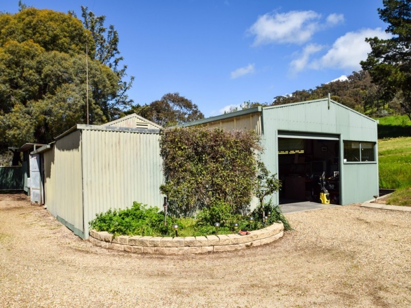 69 Warby Range Road, Glenrowan VIC 3675