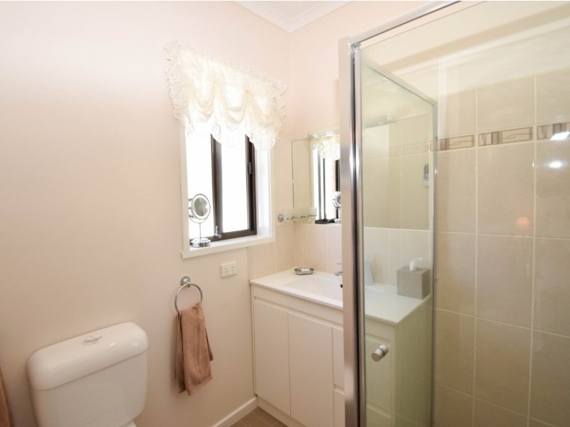 2 McDonald Court, Wangaratta VIC 3677