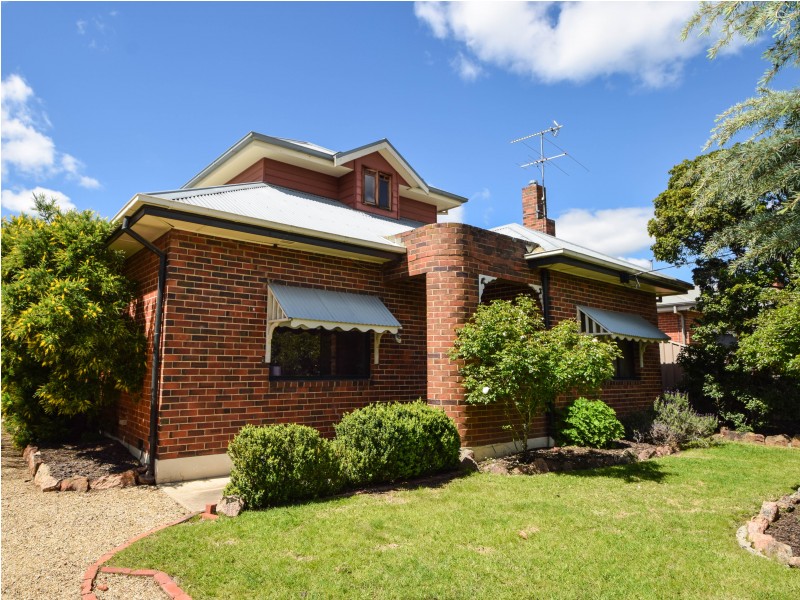 33 Graham Avenue, Wangaratta VIC 3677