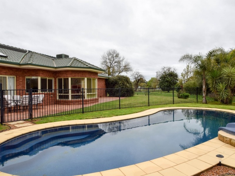 173 Milawa Bobinawarrah Road, Milawa VIC 3678