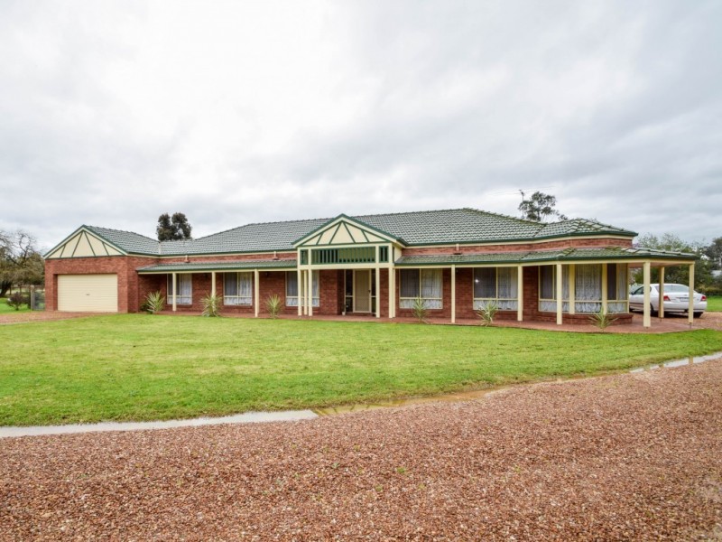 173 Milawa Bobinawarrah Road, Milawa VIC 3678
