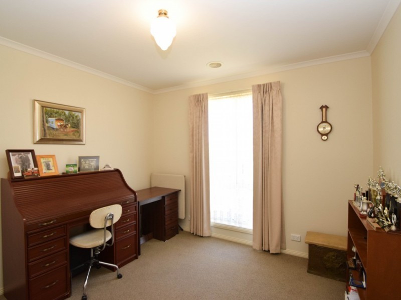 9 Boston Court, Wangaratta VIC 3677