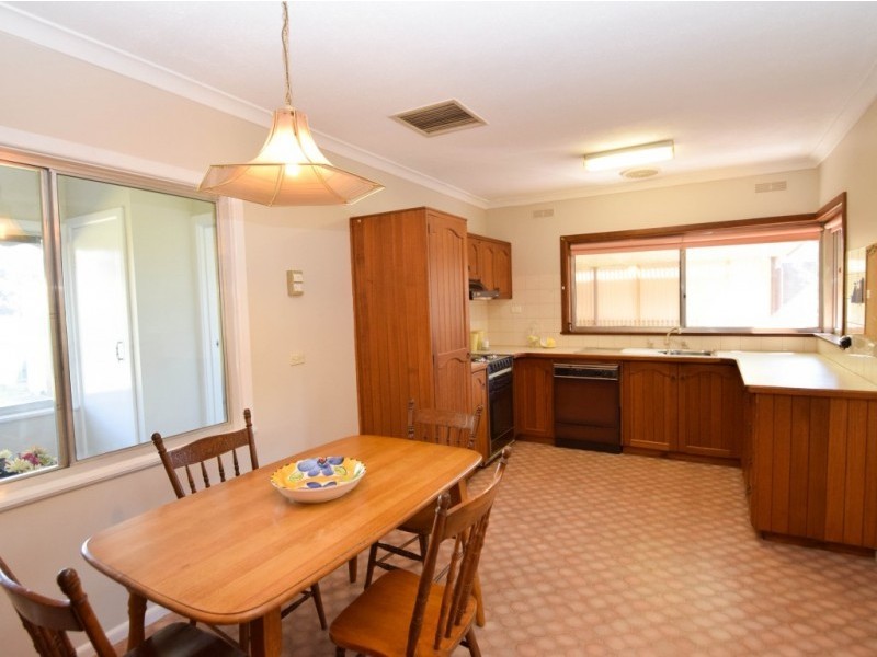 25 Park Crescent, Wangaratta VIC 3677