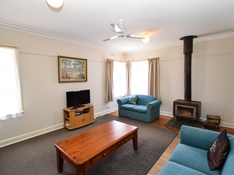 251 Old Hume Highway, Glenrowan VIC 3675