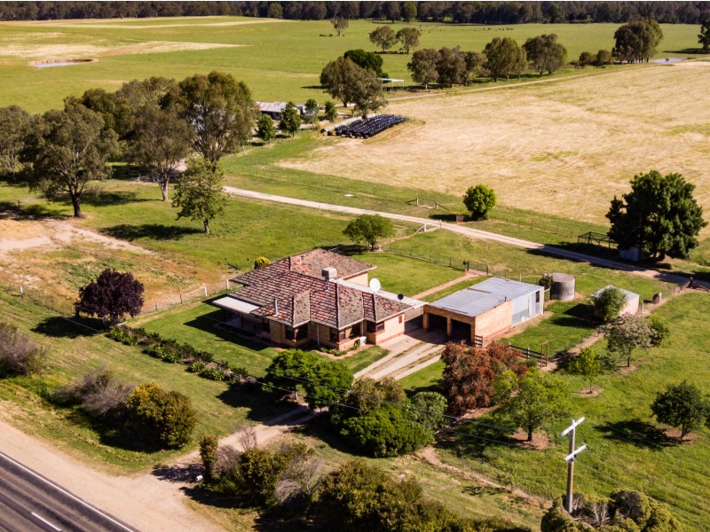 472 & 480 Great Alpine Road, East Wangaratta VIC 3678