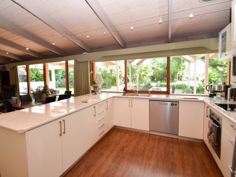 2 Albert Court, Wangaratta VIC 3677